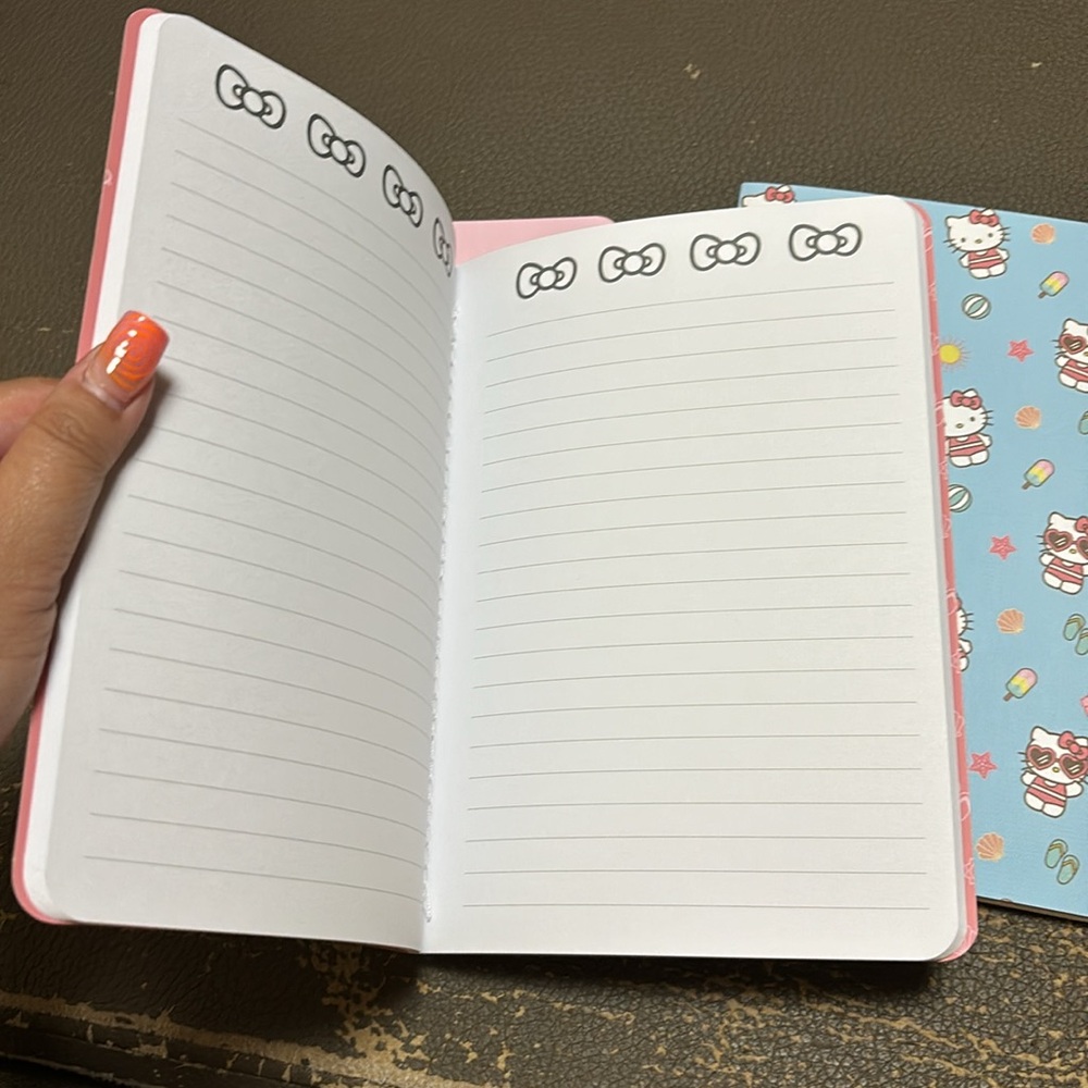 Hello Kitty Notebook set - Picture 3 of 4